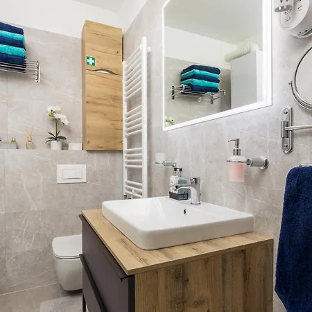 Flos Maris Appartement *