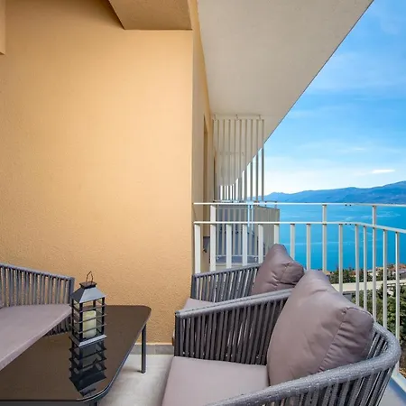 Flos Maris Appartement *